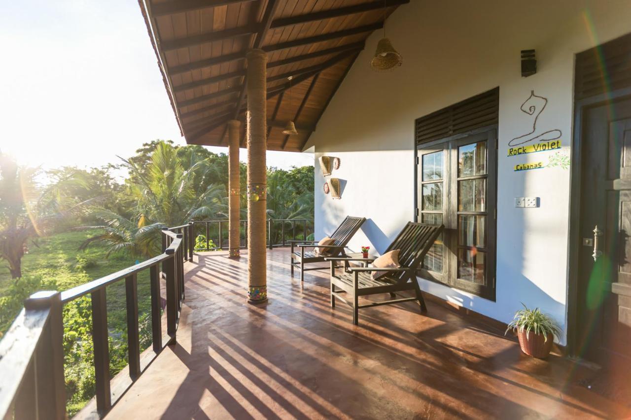 Rock Violet Lakefront Cabanas & Restaurent แทนกาลเล ภายนอก รูปภาพ